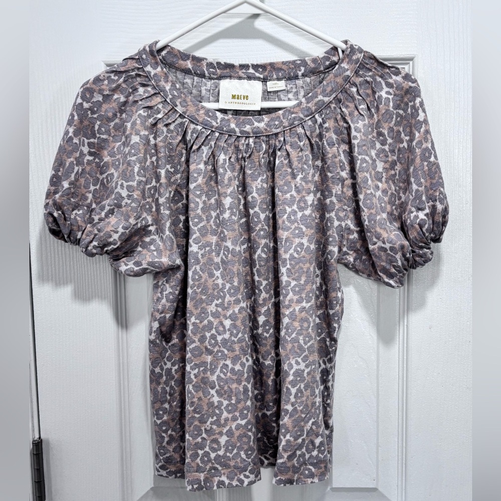 💚Maeve Charcoal Animal Print Blouse💚 - Picture 2 of 12